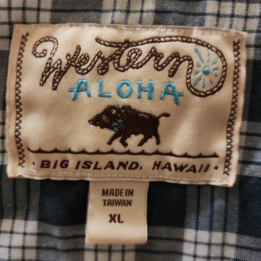 Like New - Western Aloha Men's Western Shirt - Picture 3 of 4